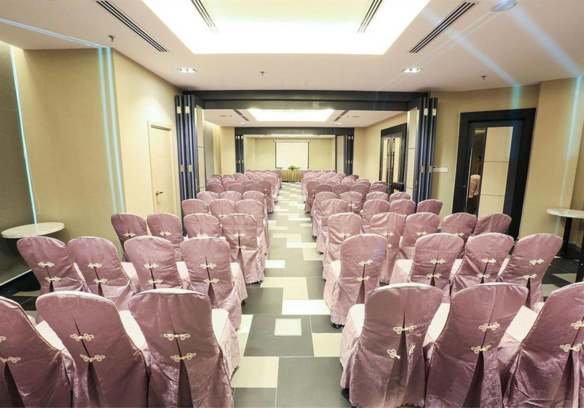 Eco Tree Hotel, Melaka Εξωτερικό φωτογραφία